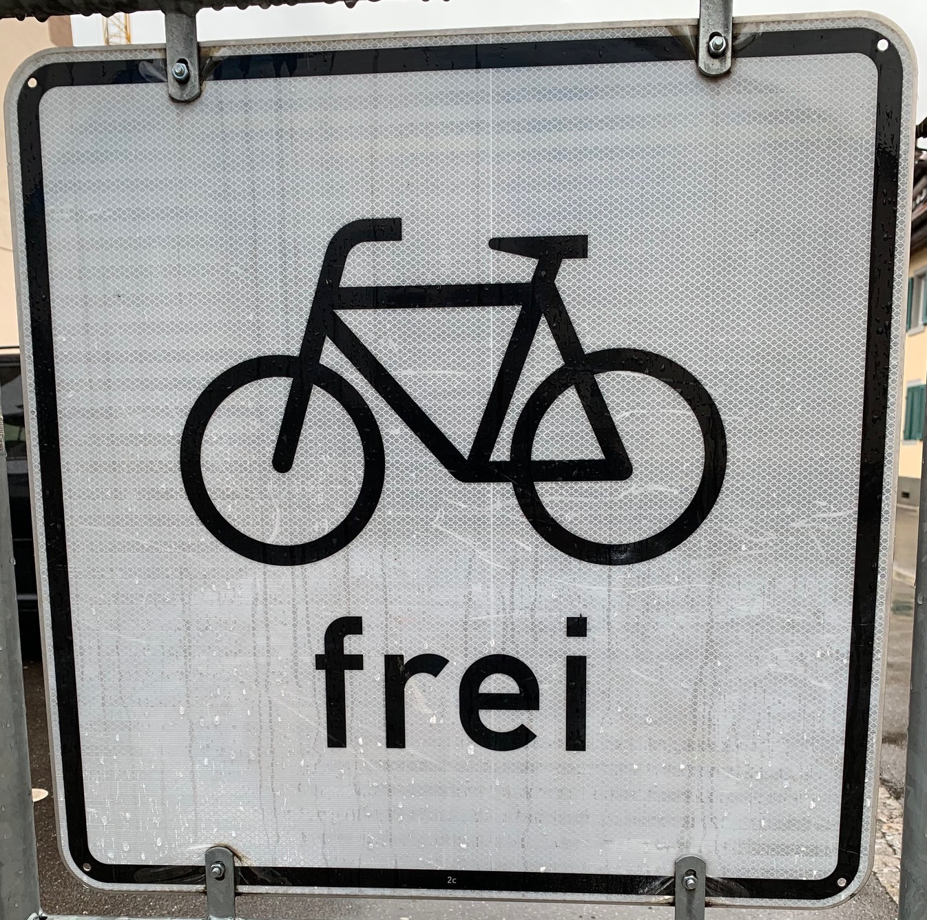 Fahrradstrassen und -zonen kommen